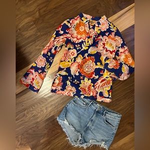 SOLD
EUC Tory Burch Stephanie Clear Sequins Tunic Blouse Size 8